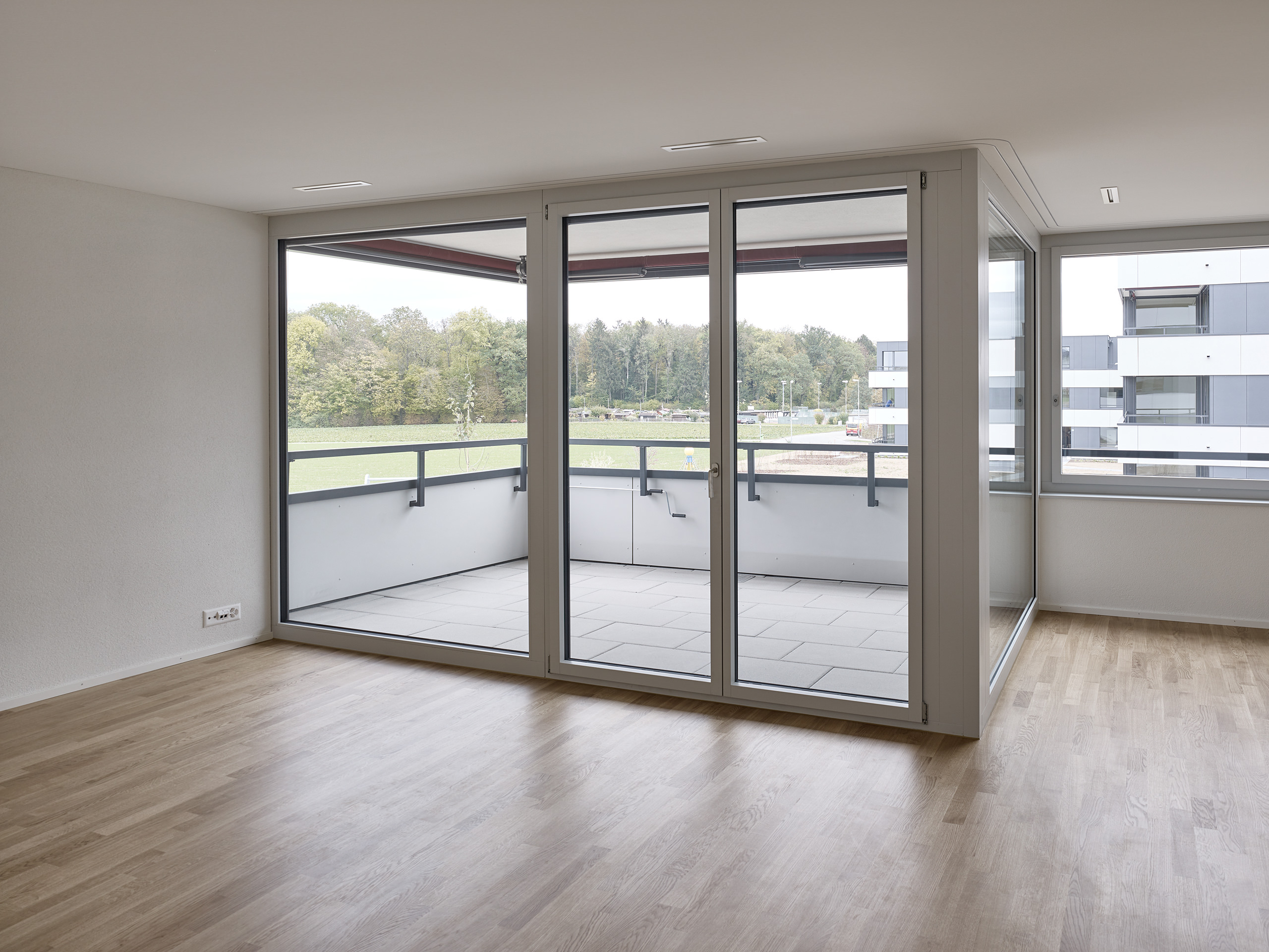 E18686 Alpa 080195 SCREEN